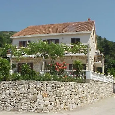 Gostinjska kuća Pincevic 3*
